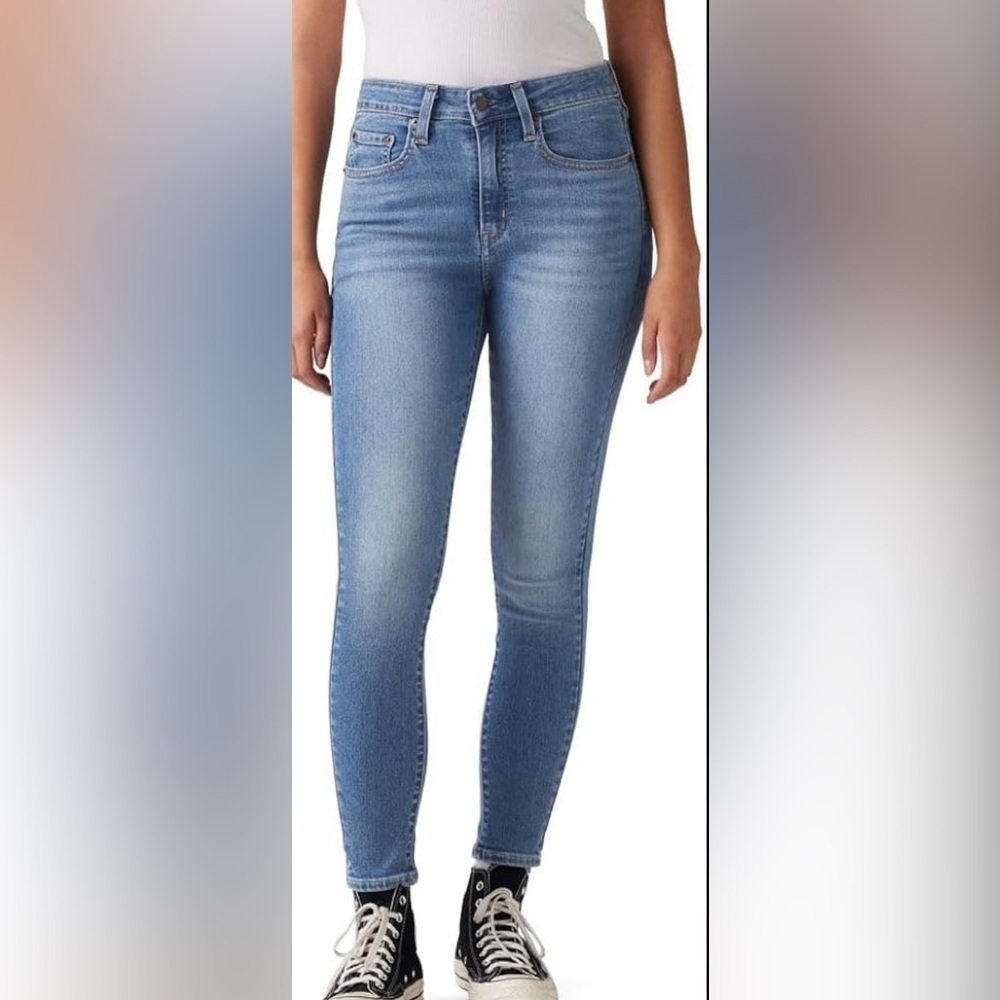 Levi 721 High Rise Skinny Jeans Size 28
